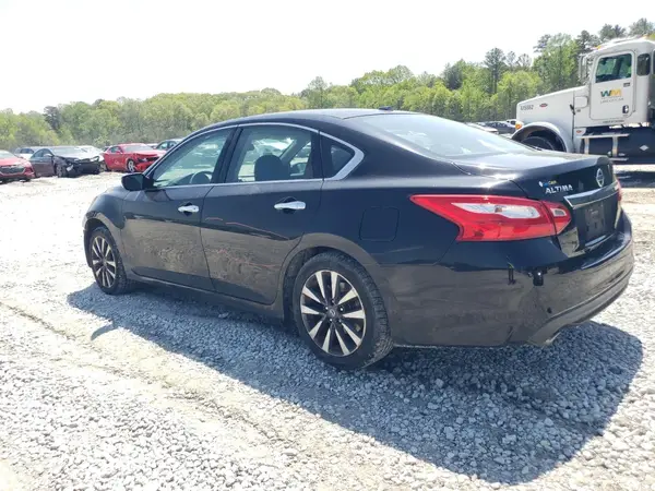 1N4AL3APXHC117609 2017 NISSAN ALTIMA - Image 2