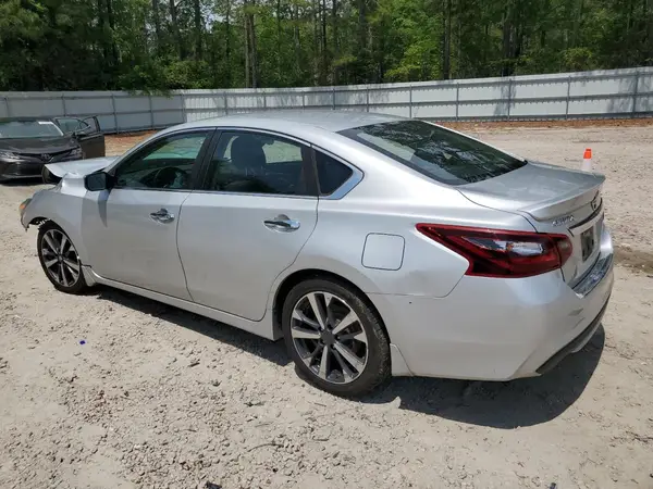 1N4AL3APXHC121238 2017 NISSAN ALTIMA - Image 2