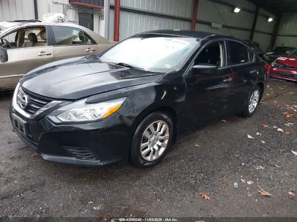 1N4AL3APXHC121885 2017 NISSAN ALTIMA - Image 2