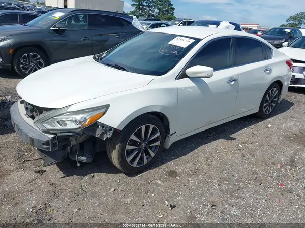 1N4AL3APXHC123331 2017 NISSAN ALTIMA - Image 2