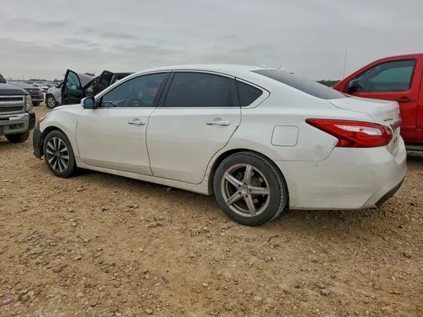 1N4AL3APXHC131526 2017 NISSAN ALTIMA - Image 2