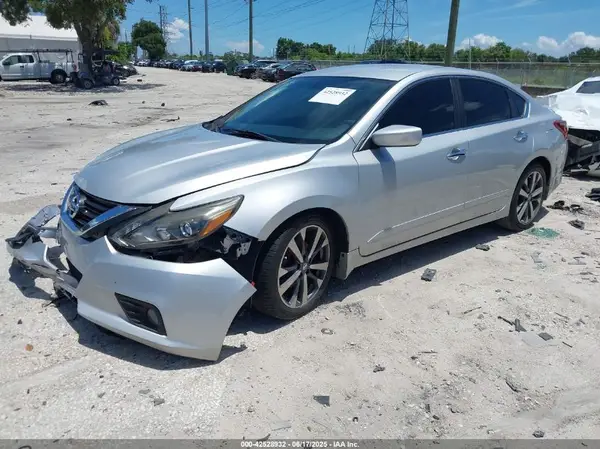 1N4AL3APXHC133101 2017 NISSAN ALTIMA - Image 2