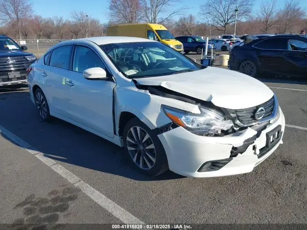 1N4AL3APXHC134362 2017 NISSAN ALTIMA - Image 1