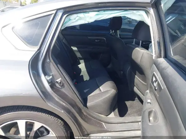 1N4AL3APXHC136077 2017 NISSAN ALTIMA - Image 8