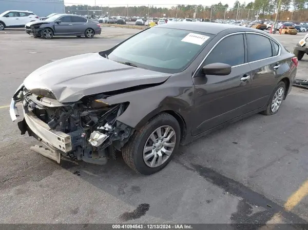 1N4AL3APXHC136497 2017 NISSAN ALTIMA - Image 2