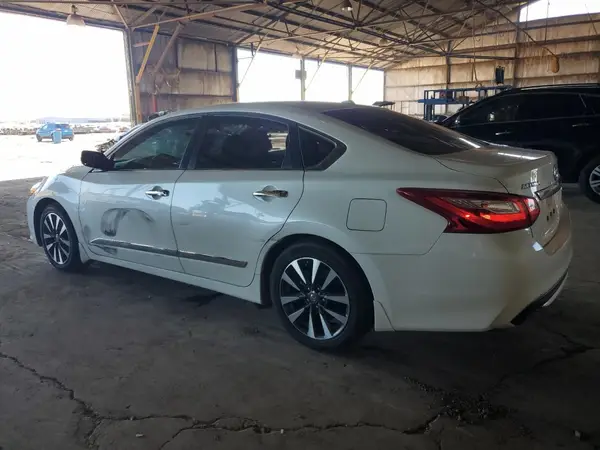 1N4AL3APXHC138282 2017 NISSAN ALTIMA - Image 2