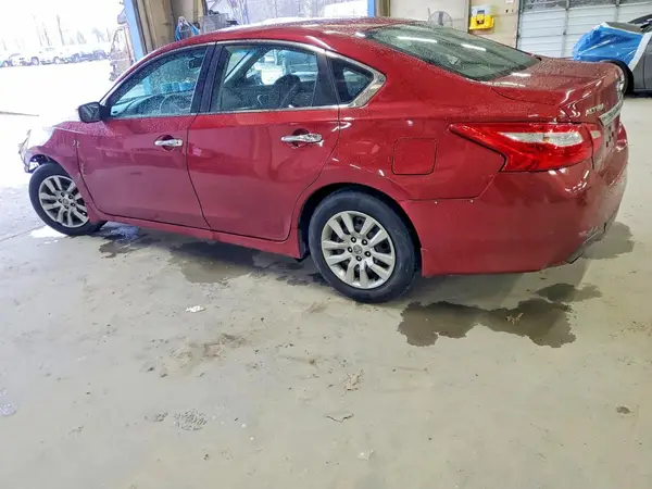 1N4AL3APXHC140596 2017 NISSAN ALTIMA - Image 2