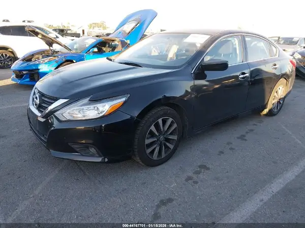 1N4AL3APXHC141635 2017 NISSAN ALTIMA - Image 2