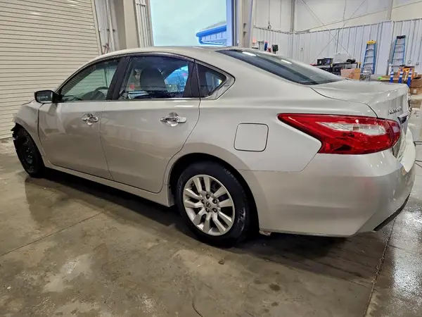 1N4AL3APXHC148925 2017 NISSAN ALTIMA - Image 2