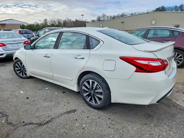 1N4AL3APXHC149153 2017 NISSAN ALTIMA - Image 2