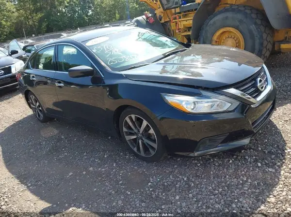 1N4AL3APXHC150948 2017 NISSAN ALTIMA - Image 1