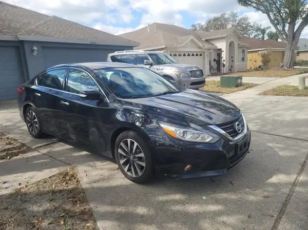 1N4AL3APXHC152909 2017 NISSAN ALTIMA - Image 1