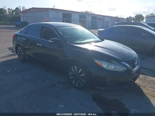 1N4AL3APXHC159049 2017 NISSAN ALTIMA - Image 1