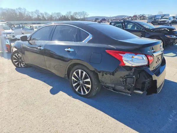 1N4AL3APXHC159780 2017 NISSAN ALTIMA - Image 2