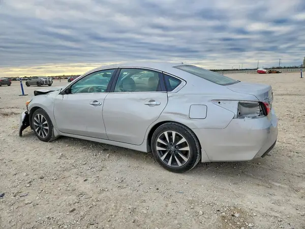 1N4AL3APXHC160122 2017 NISSAN ALTIMA - Image 2