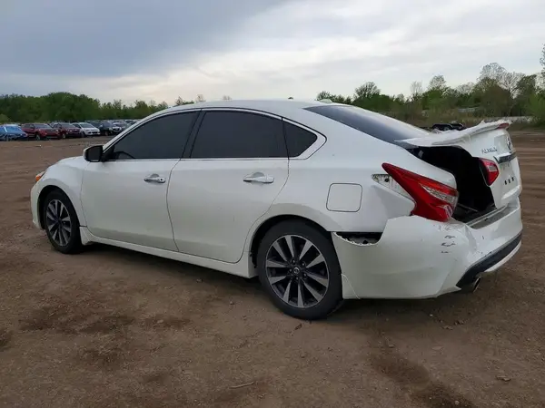 1N4AL3APXHC160363 2017 NISSAN ALTIMA - Image 2