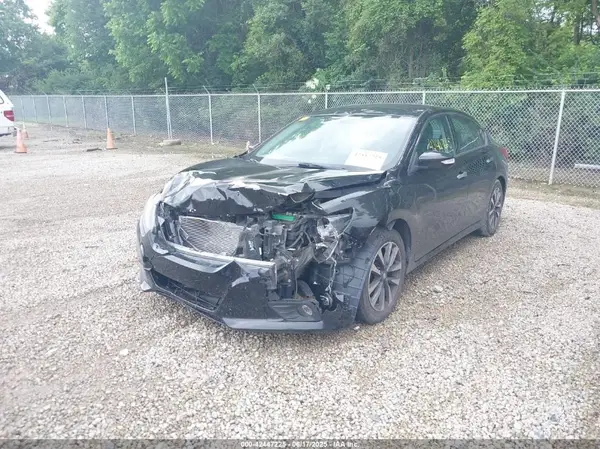 1N4AL3APXHC165109 2017 NISSAN ALTIMA - Image 2