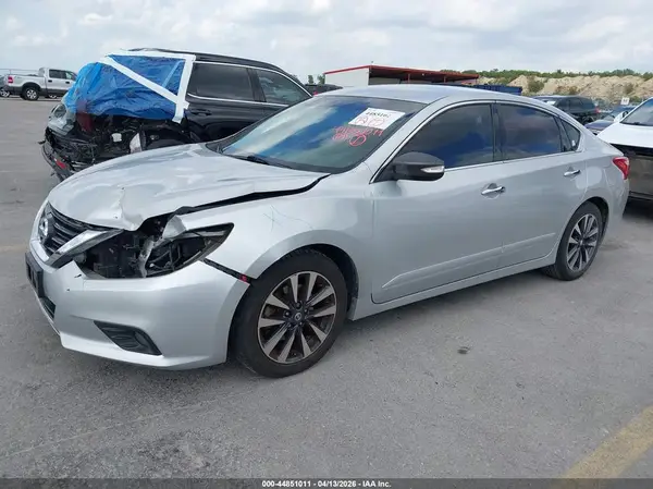 1N4AL3APXHC167362 2017 NISSAN ALTIMA - Image 2