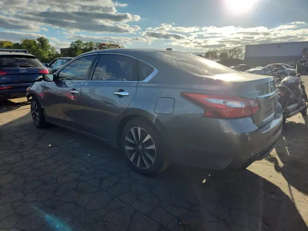 1N4AL3APXHC168995 2017 NISSAN ALTIMA - Image 2