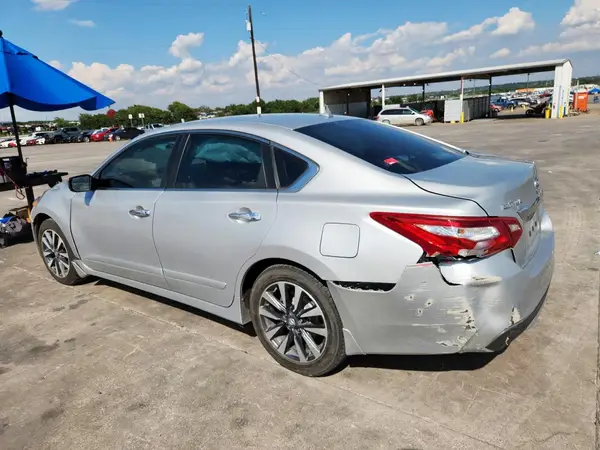 1N4AL3APXHC169080 2017 NISSAN ALTIMA - Image 2