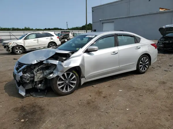 1N4AL3APXHC172710 2017 NISSAN ALTIMA - Image 1