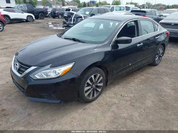 1N4AL3APXHC174022 2017 NISSAN ALTIMA - Image 2
