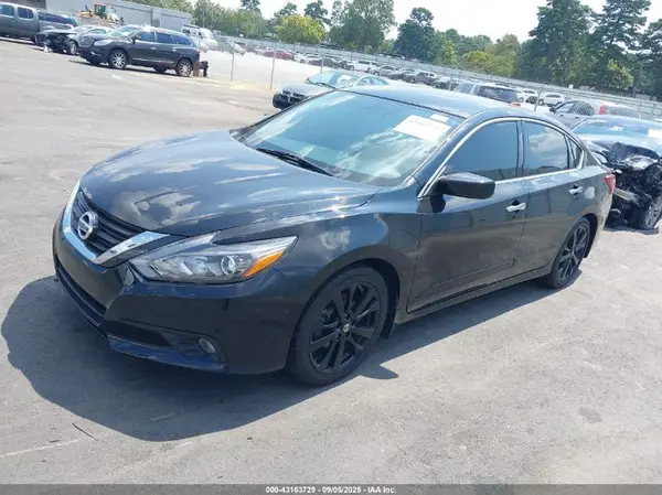 1N4AL3APXHC174814 2017 NISSAN ALTIMA - Image 2