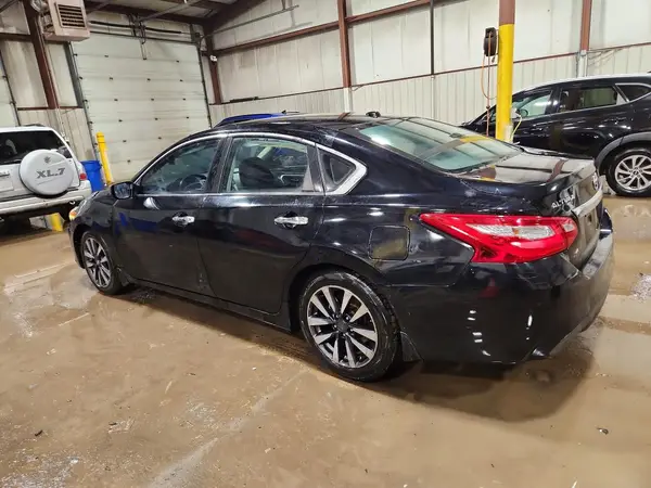 1N4AL3APXHC177647 2017 NISSAN ALTIMA - Image 2
