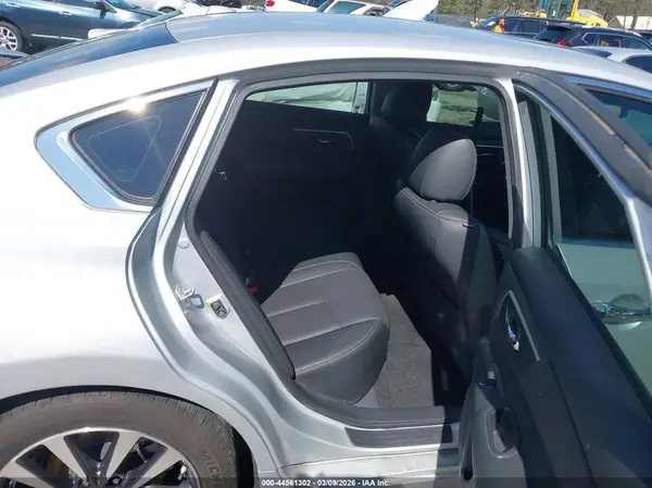 1N4AL3APXHC180709 2017 NISSAN ALTIMA - Image 8