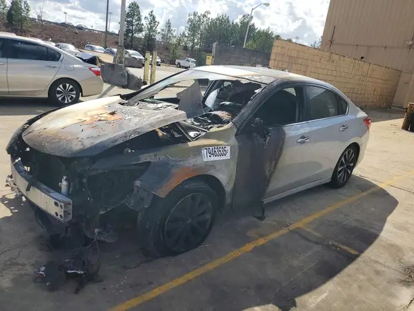 1N4AL3APXHC180838 2017 NISSAN ALTIMA - Image 1