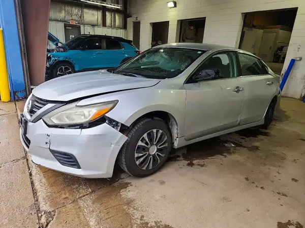 1N4AL3APXHC180841 2017 NISSAN ALTIMA - Image 1