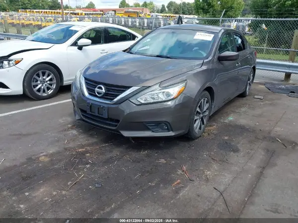 1N4AL3APXHC182251 2017 NISSAN ALTIMA - Image 2