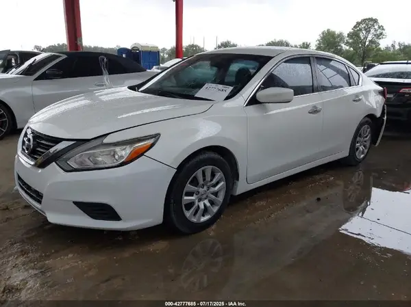1N4AL3APXHC184663 2017 NISSAN ALTIMA - Image 2