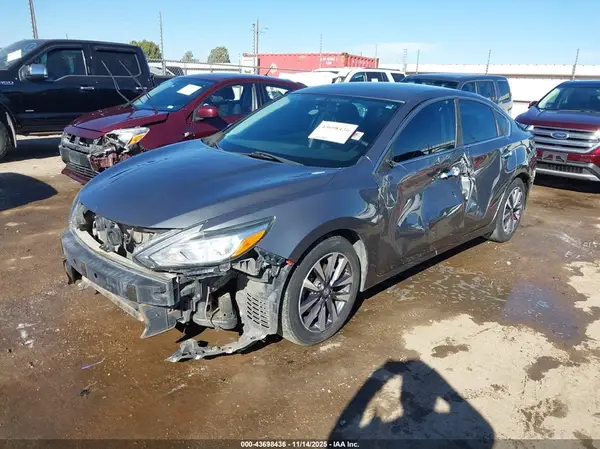 1N4AL3APXHC185375 2017 NISSAN ALTIMA - Image 2