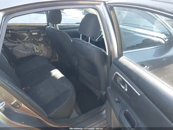 1N4AL3APXHC185375 2017 NISSAN ALTIMA - Image 8