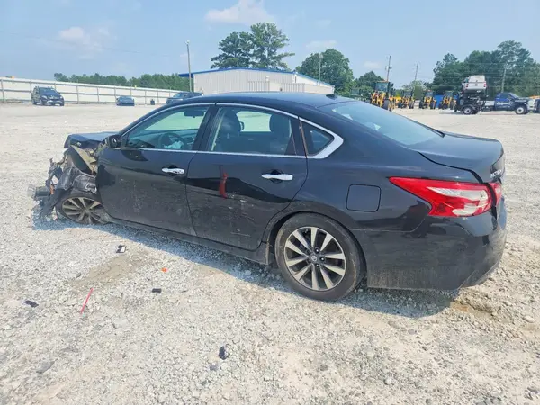 1N4AL3APXHC187658 2017 NISSAN ALTIMA - Image 2