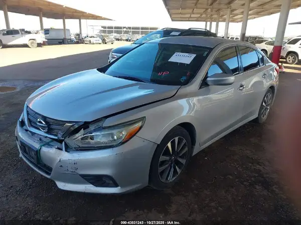 1N4AL3APXHC188924 2017 NISSAN ALTIMA - Image 2