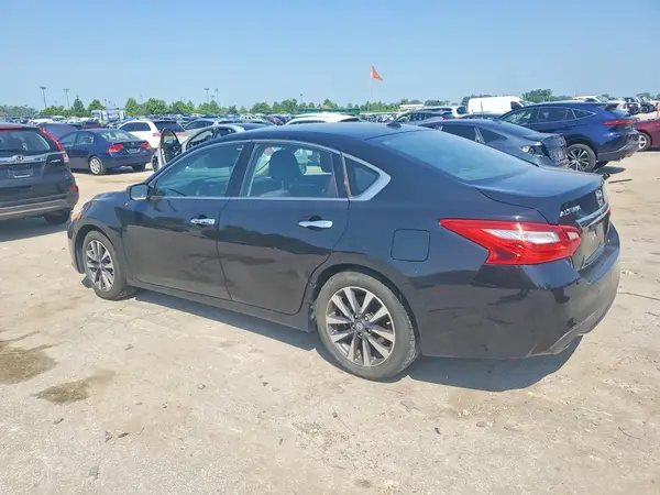 1N4AL3APXHC196389 2017 NISSAN ALTIMA - Image 2