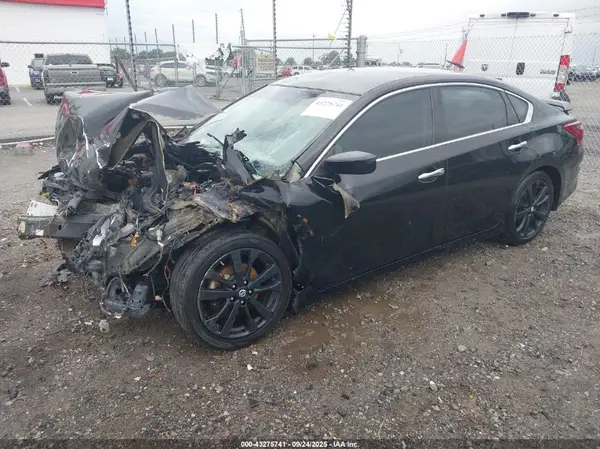 1N4AL3APXHC197493 2017 NISSAN ALTIMA - Image 2