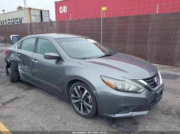 1N4AL3APXHC202708 2017 NISSAN ALTIMA - Image 1