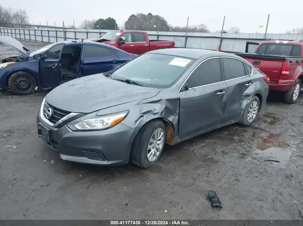 1N4AL3APXHC203857 2017 NISSAN ALTIMA - Image 2