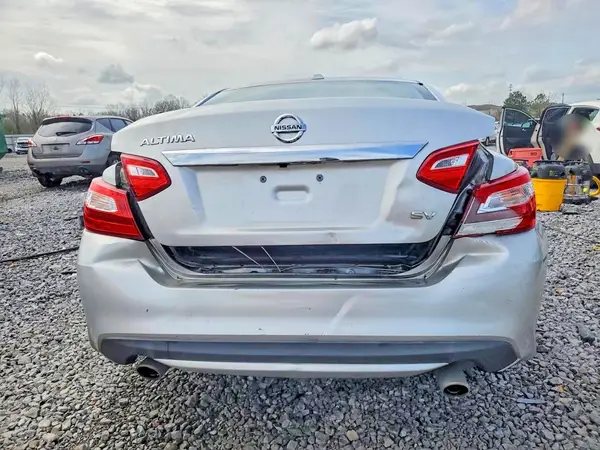 2017 NISSAN ALTIMA auction photo 6
