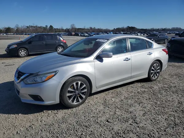 1N4AL3APXHC207911 2017 NISSAN ALTIMA - Image 1