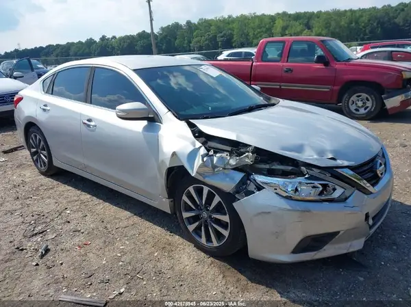 1N4AL3APXHC210727 2017 NISSAN ALTIMA - Image 1