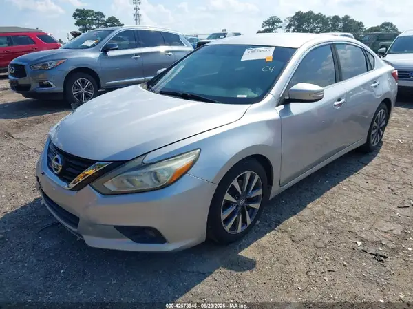1N4AL3APXHC210727 2017 NISSAN ALTIMA - Image 2