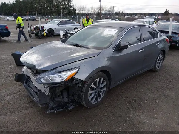 1N4AL3APXHC212610 2017 NISSAN ALTIMA - Image 2