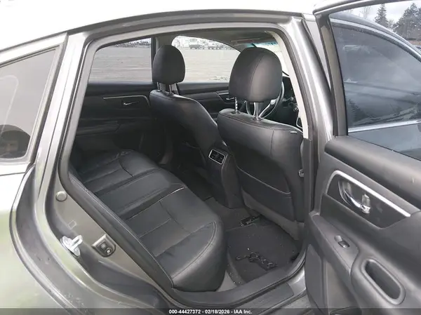 1N4AL3APXHC212610 2017 NISSAN ALTIMA - Image 8