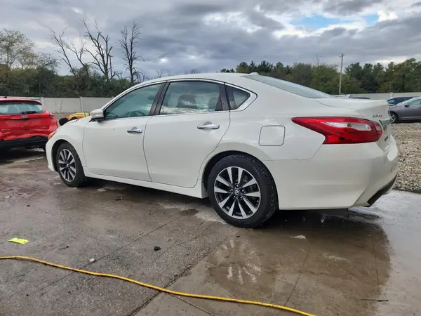 1N4AL3APXHC213045 2017 NISSAN ALTIMA - Image 2