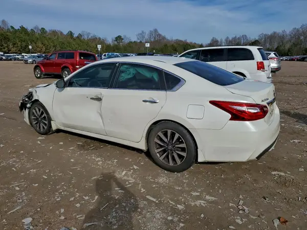 1N4AL3APXHC213076 2017 NISSAN ALTIMA - Image 2
