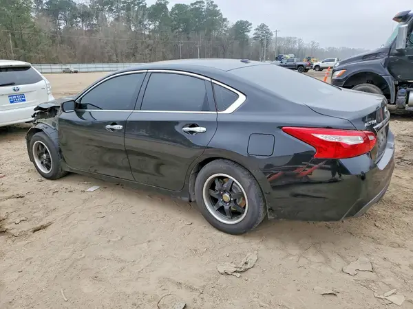 1N4AL3APXHC215197 2017 NISSAN ALTIMA - Image 2